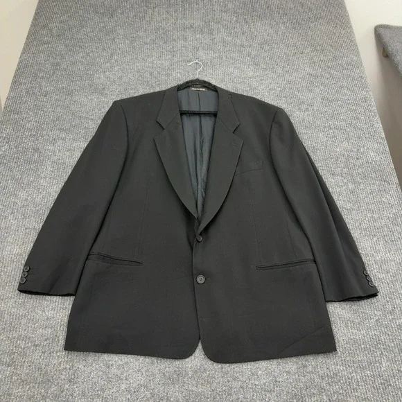 Giorgio Armani Blazer Mens 44 Black Wool Two Button Made in Italy Luxury Classic