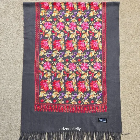 NWOT Cashmere Scarf With Chain Stitch Embroidery Colorful Woven