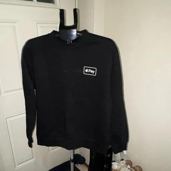 Apple Pay I Unisex I Crewneck Sweatshirt I Apple Logo