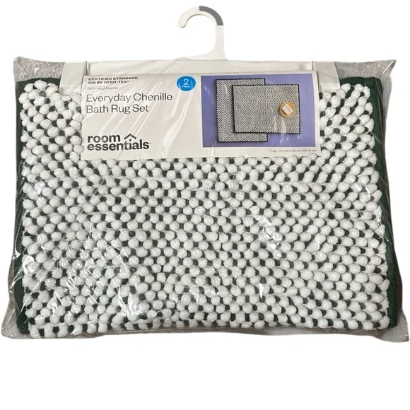 Room Essentials Chenille Bath Mat Set in Green and White NWT
