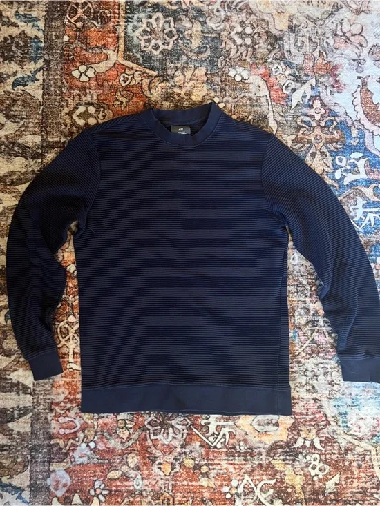 H&M Men's Navy Ribbed Crewneck Sweater