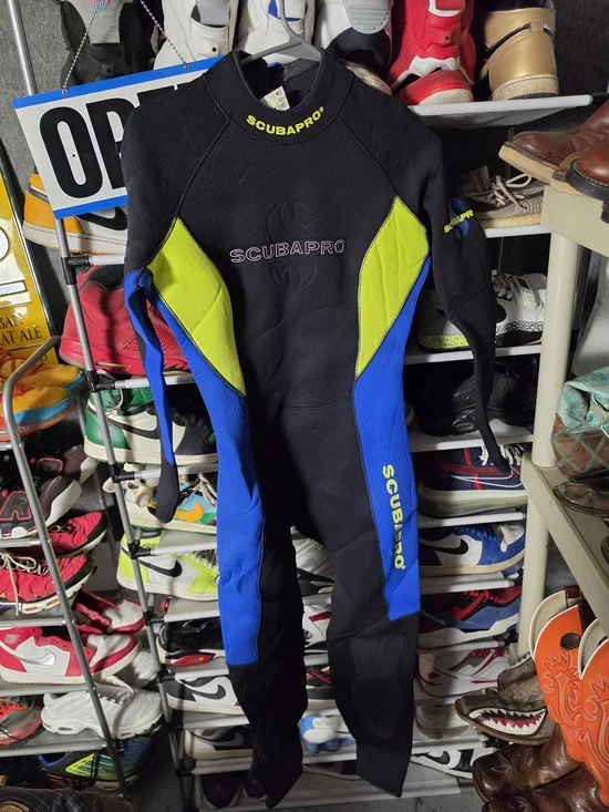 🔥 Scubapro Men's L Scuba Wet Suit Long Sleeve - Black, Blue & Lime