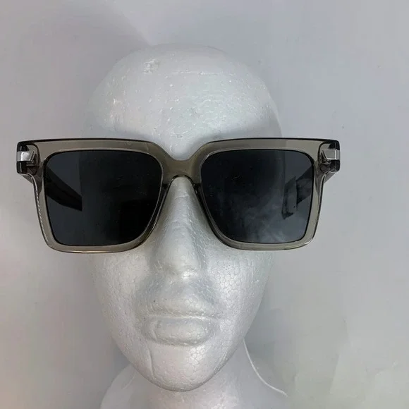 QUAY My Type Sunglasses Tort Clear Blue Light‎ Square Frames Fashion Shades