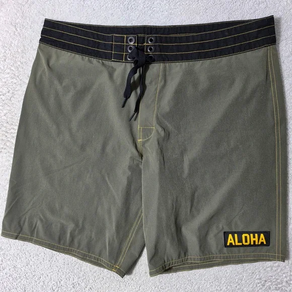 Birdwell Beach Britches Board Shorts Mens 38/8 Olive Green ALOHA Stretch‎