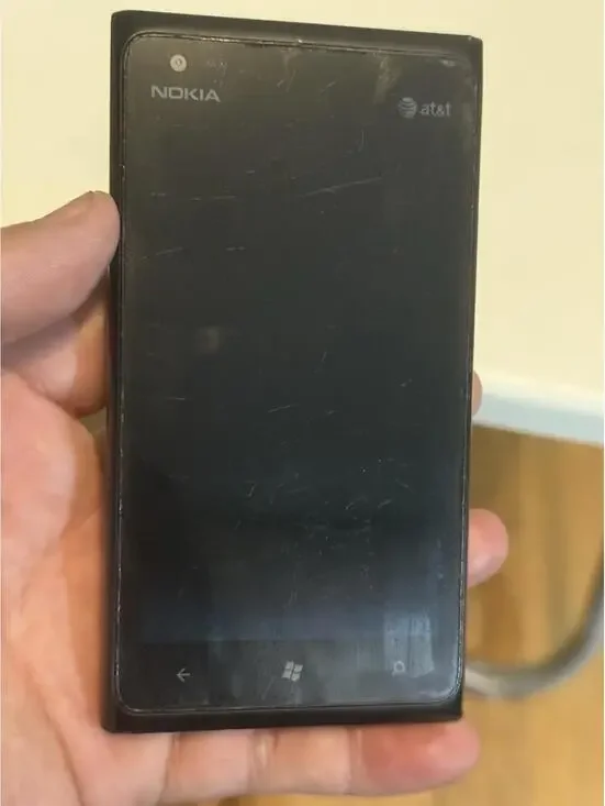 Nokia Lumia 900 – AT&T – Factory Reset – Windows Phone 7.8 – W/simcard