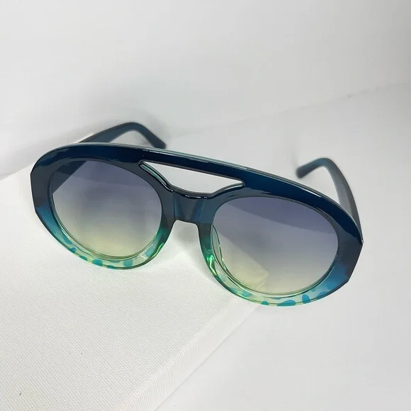 Blue Gradient Sunglasses