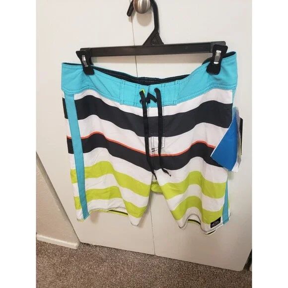 Rare sample item Quicksilver Men's 32 Board Shorts Bk, Yellow, Aqua stripes NEW