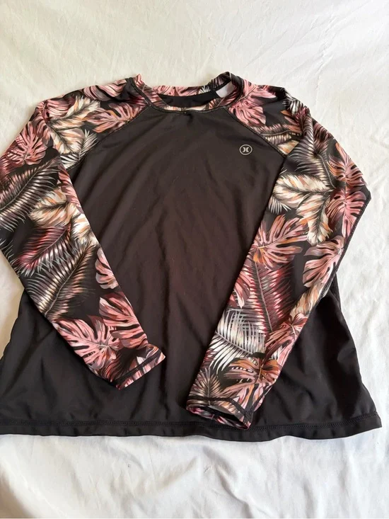 Hurley Womens Black Rash Guard with Pink Leaf-Print Sleeves