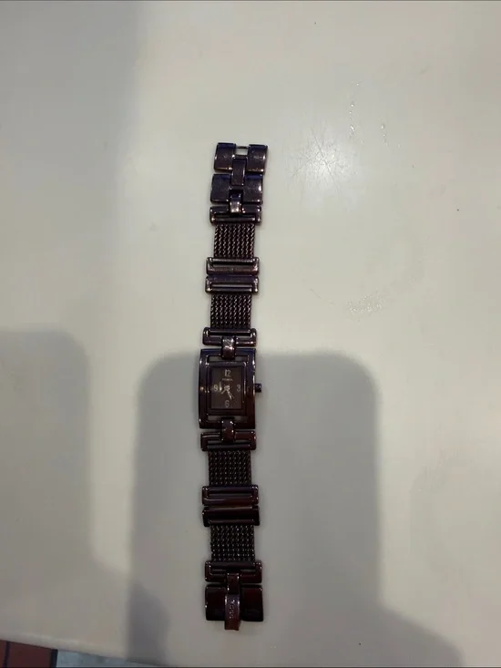 Fossil Women's Dark Brown Metal Link Bracelet Watch needs battery