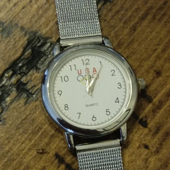 USA Olympic Logo Quartz Watch Silver Mesh Band White Dial fa