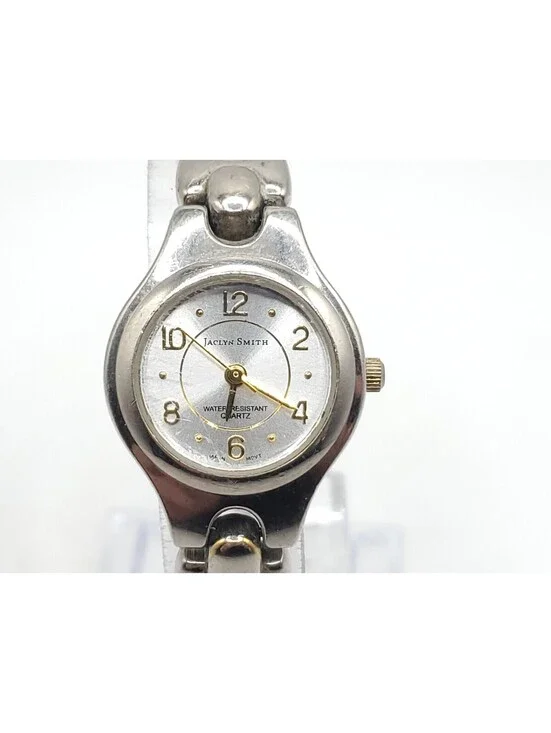 Jaclyn Smith Womens Watch New Battery Silver Tone 22mm