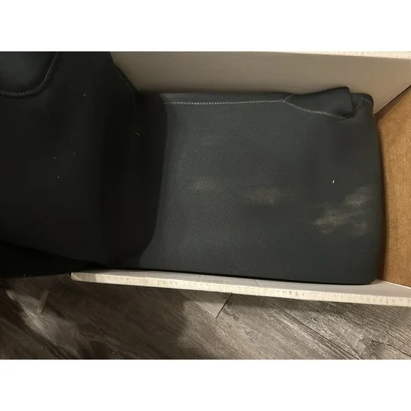 Hodgman Neoprene Chest Bootfoot Fishing‎ Waders Size L  in Box