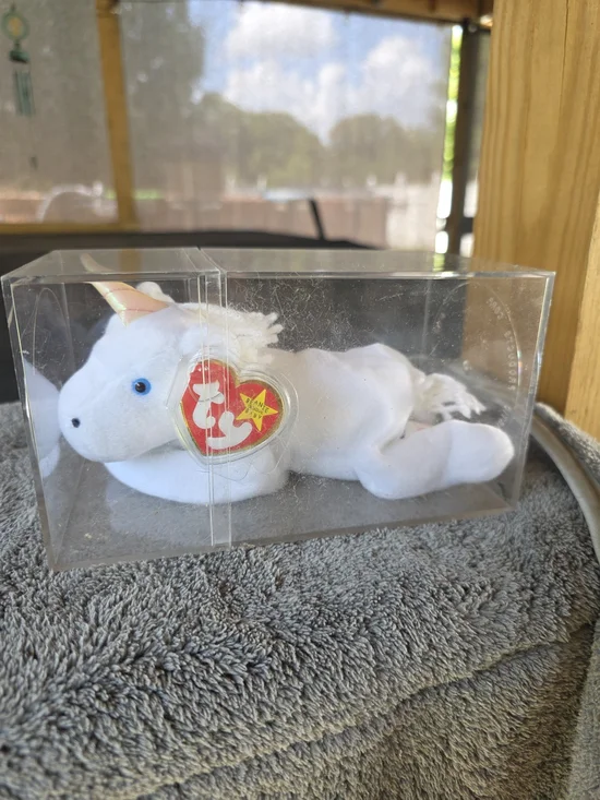 Ty White Unicorn Beanie Baby with Blue Eyes and Shiny Horn