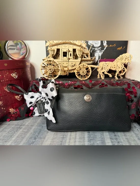 Coach Black Pebbled Leather Wristlet w Polka Dot Scarf