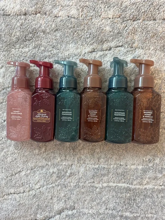 Bath & Body Works foam hand soap bundle