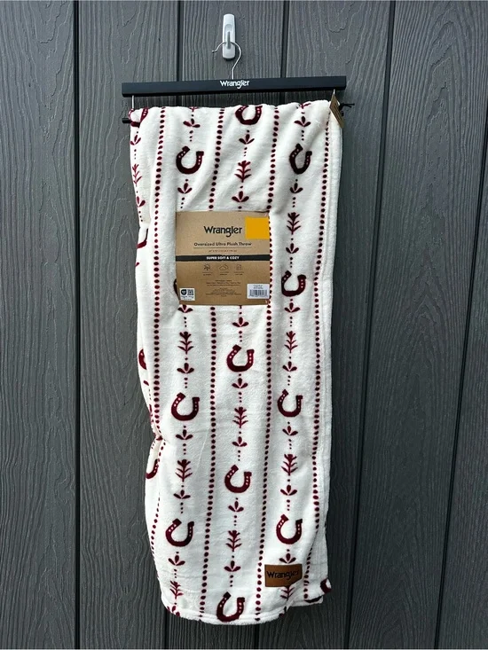 Stables Stripe Red Horseshoes - Wrangler Plush Throw Blanket NWT