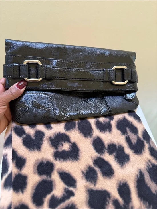 Club Monaco Black Leather Fold-Over Clutch, retro y2k minimalist