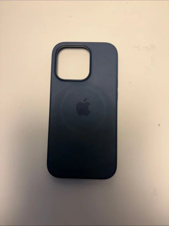 Apple Navy Blue Silicone iPhone Case with MagSafe