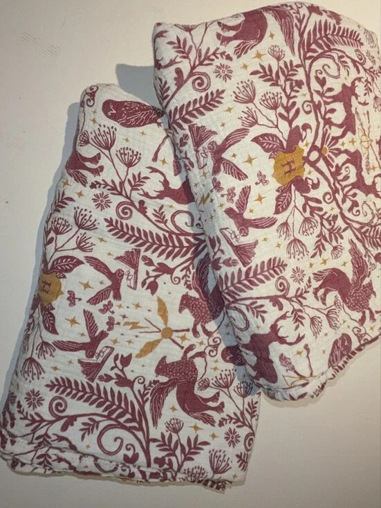 2 Pottery Barn Kids Burgundy and Gold Hogwarts Organic Cotton Baby Swaddles