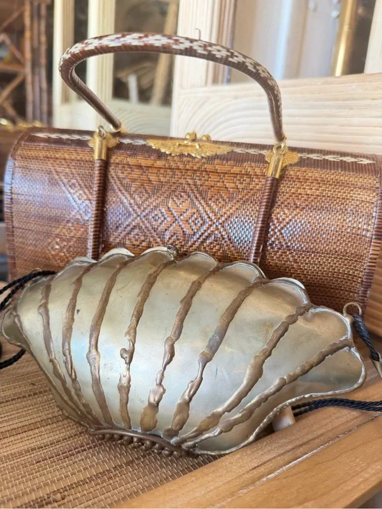 Palm Beach Clam Shell Hard-Case Minaudière Evening Bag Purse