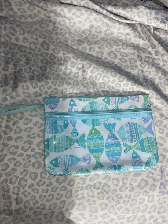 Fish pattern light blue and white cosmetic pouch