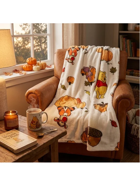Disney Winnie the Pooh Fall Plush Throw Blanket Tigger Piglet Pumpkins 50x70 NWT