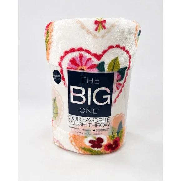 The Big One Floral Hearts Plush Throw Blanket Oversized 60x72 Multicolor New