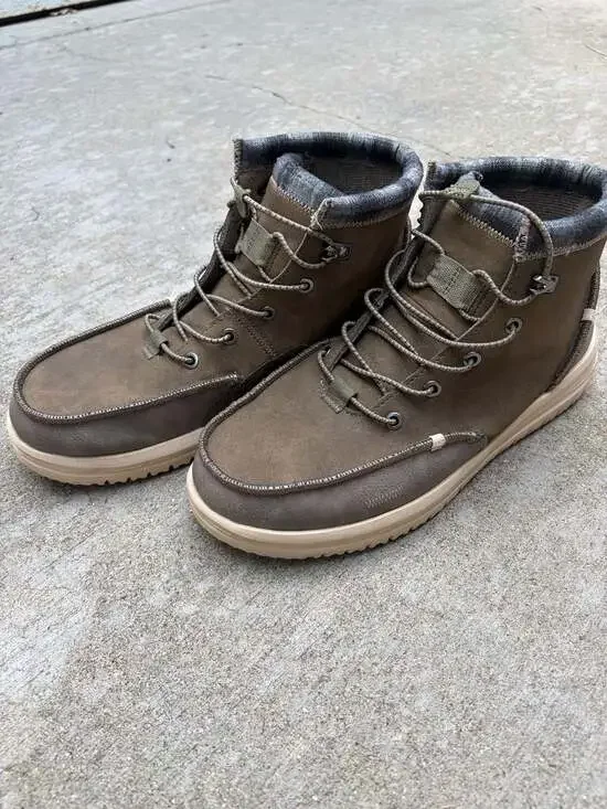 Hey Dude Men's Bradley Classic Boot Walnut Plaid Lined Chukka Boots