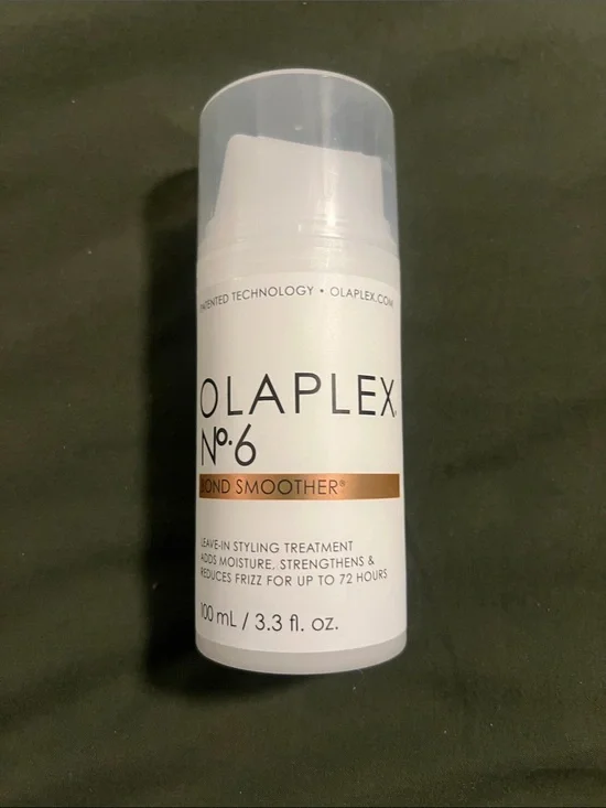 OLAPLEX No.6 Bond Smoother – White with Gold Accent