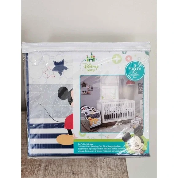 Disney Baby Let's Go Mickey‎ 3-Piece Crib Bedding Set Comforter fitted sheet NEW