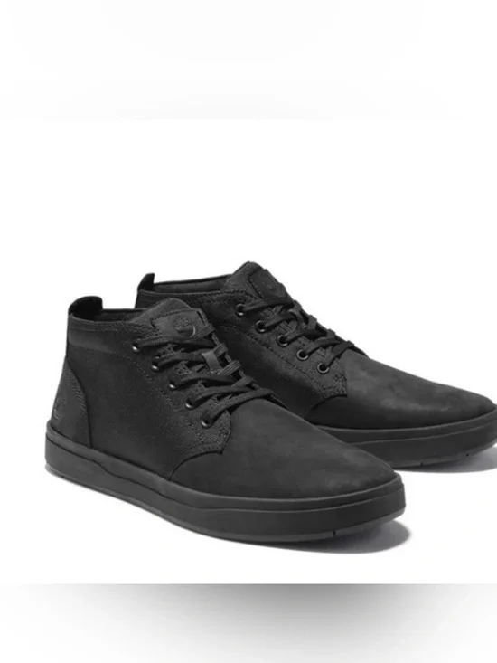 Timberland Davis Square Chukka Sneakers Men’s 10 Triple Black Nubuck NWT