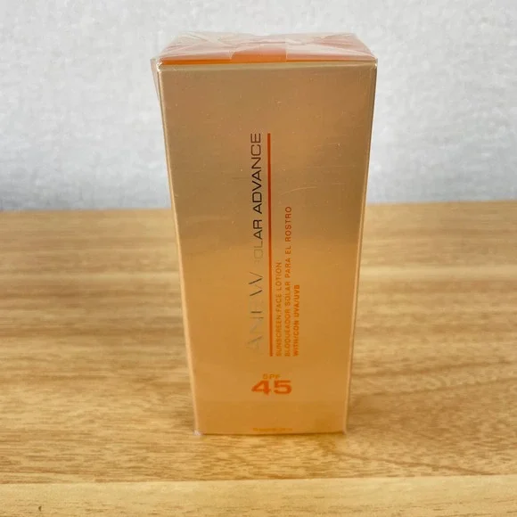 Avon Anew Solar Advance Sunscreen Face Lotion SPF 45 Anti-Aging 1.7oz‎ NIB