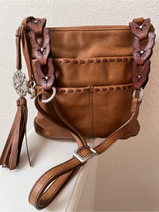 Vintage Brighton Tan Leather Crossbody Bag with Decorative Strap and Tassel