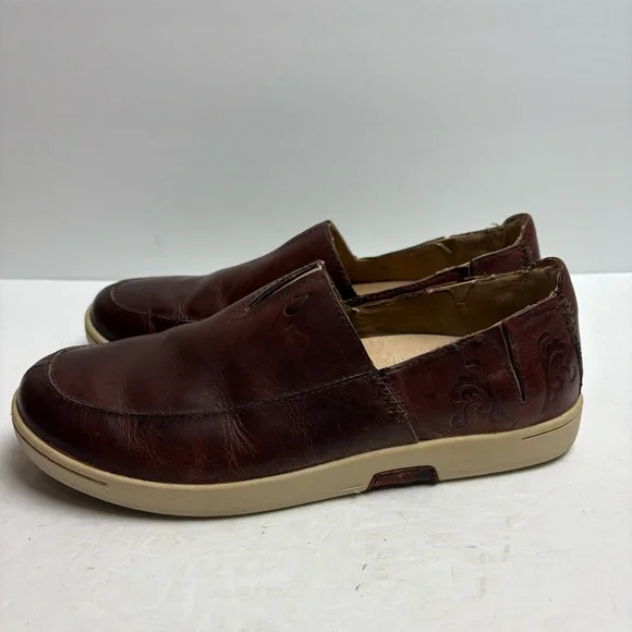 Olukai Kama’aina Men’s Slip on Loafers Brown Leather Tooled Size 9