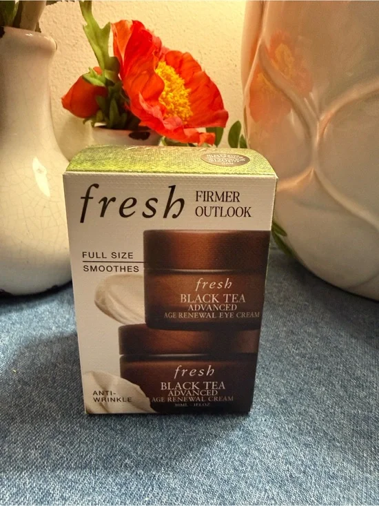 FRESH DUO- Black Tea Advanced Age Renewal Eye and Face Cream Full Size Set