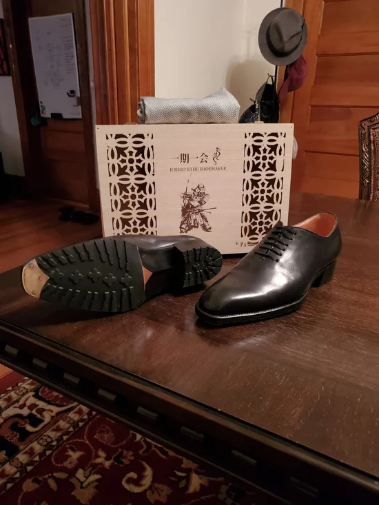 Black Wholecut Oxfords - US 8.5 E (Ichigo Ichie)