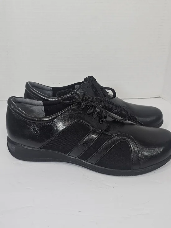 Leather Womens Shoes Soft Walk Topeka  Sneakers Sz 9 M Black Lace Up Comfortable