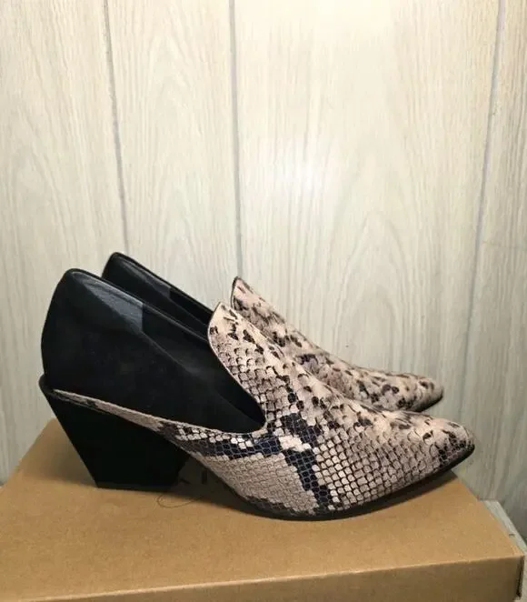 Naked Feet Sagitta Snake Print Heeled Dress Shoes Size 11 Animal Print Office