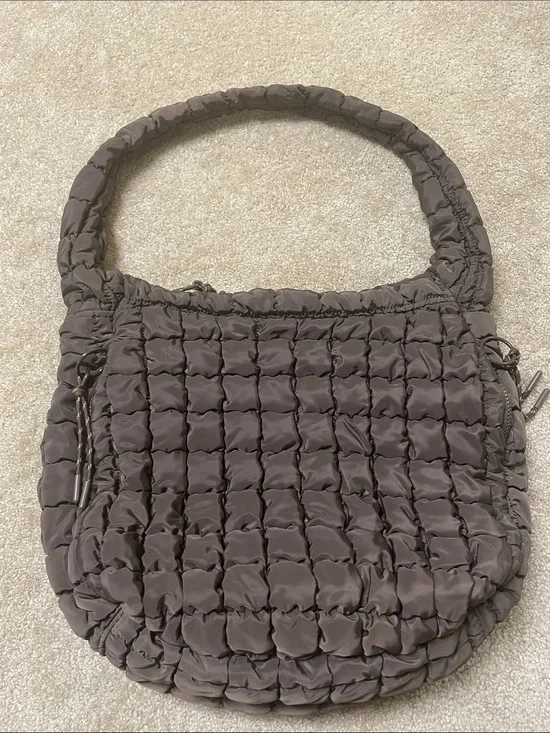 Urban Expressions Tamsin Quilted Puffer Hobo Bag