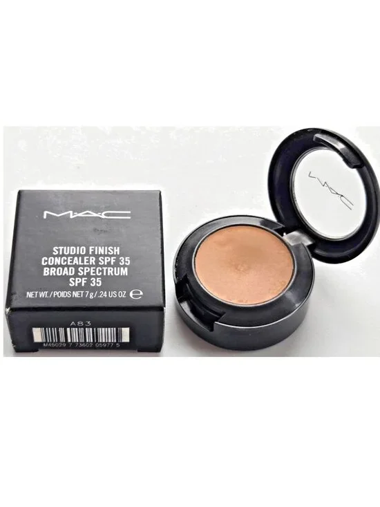 MAC Studio Finish Concealer SPF 35 - NC45/NC 45, New in Box, RARE, FAST SHIP