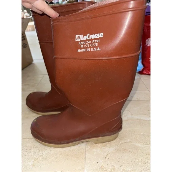 Vintage LaCrosse tall rubber boots Size 10 Steel‎ Toe.  4528