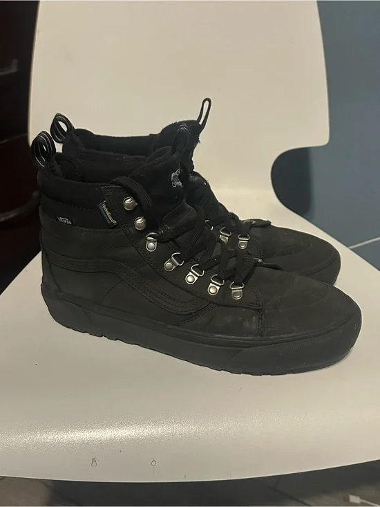 MT Black Men's Waterproof High-Top Hiking Boots