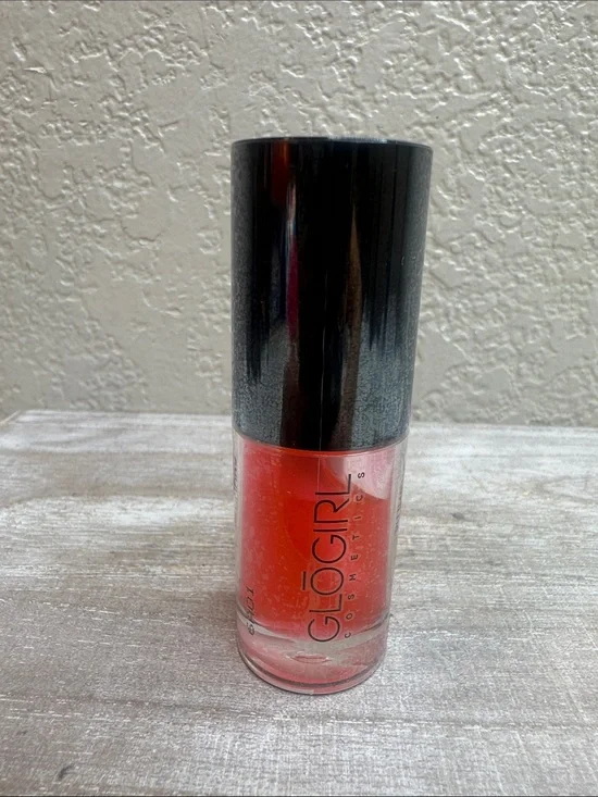 $9 🌙 Glo Girl Nourishing plumping oil Gloss — 