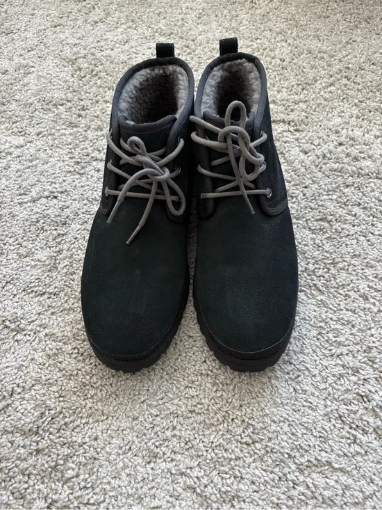 NWOT UGG Union Chukka Weather