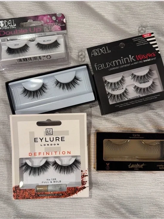 HUDA BEAUTY and assorted bundle False Eyelashes - Black Voluminous Lashes Set