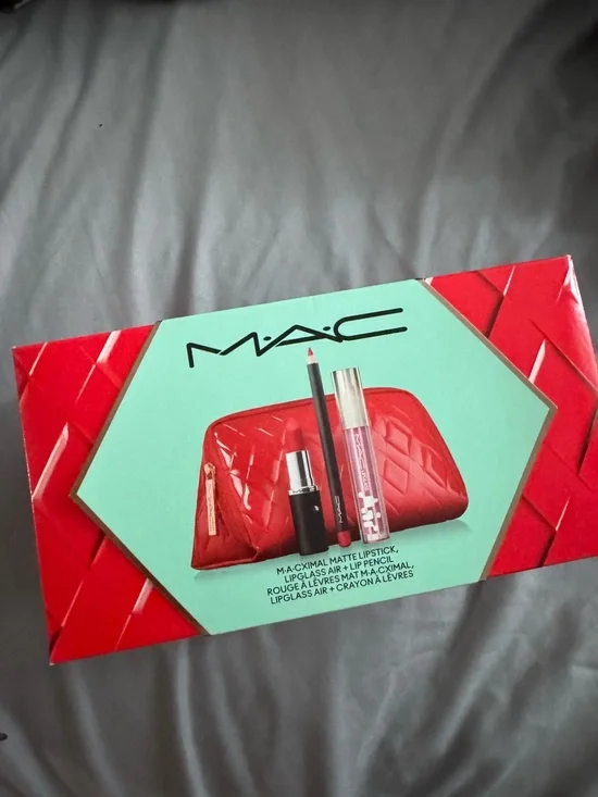 MAC Cosmetics Red Lip Trio with Quilted Red Cosmetic Bag