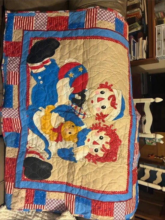 Raggedy Ann & Andy Patchwork Throw Quilt - Blue/Red