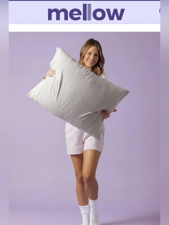 NWT Mellow Cooling Pillowcase (2-pack)