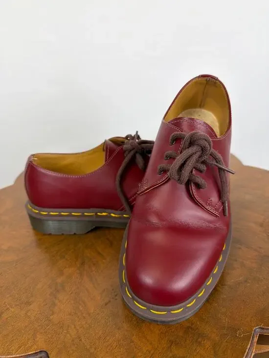 Vintage Dr. Martens Made in England Oxblood 3-Eye Leather Oxfords Men's Size 6