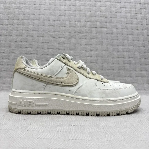 Nike Air Force 1 Low‎ Luxe Summit White Mens Size 10.5 DD9605-100